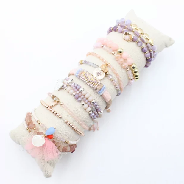 Pack de 12 bracelets perles et pampilles
