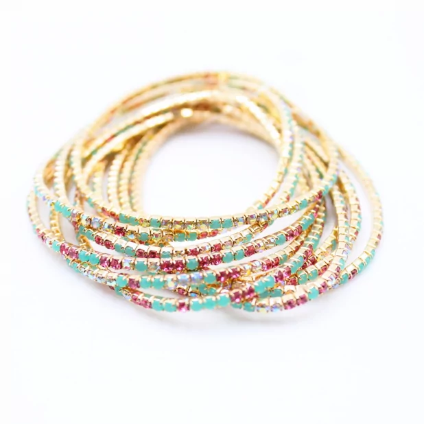 Lot de 10 bracelets strass