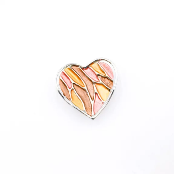 Broche aimantée motif cœur
