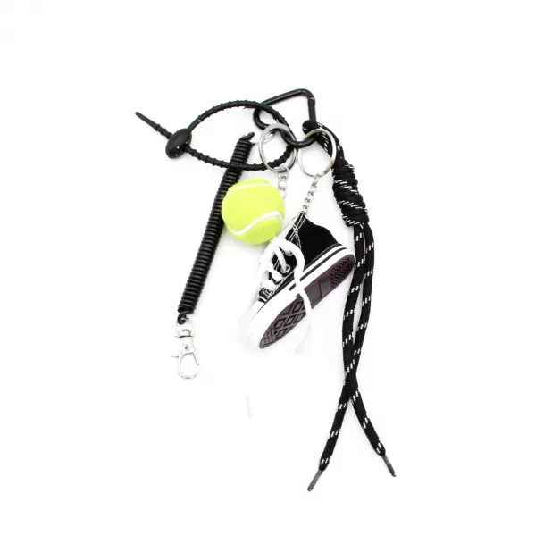 Porte clefs avec chaussure et balle de tennis