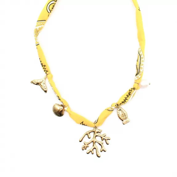 Collier tissus avec pampilles en acier