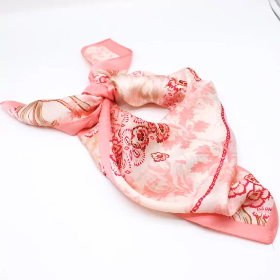 Assortiment de 12 foulards - pack aléatoire