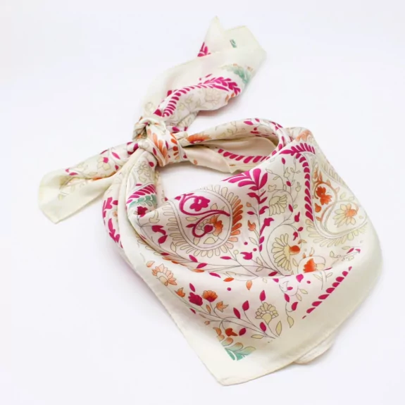 Assortiment de 12 foulards - pack aléatoire