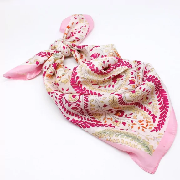 Assortiment de 12 foulards - pack aléatoire