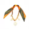 Collier foulard breloques dorées