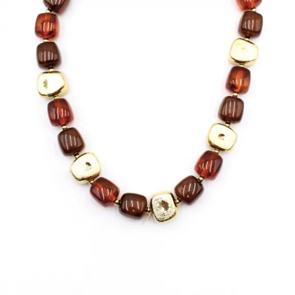 Collier cabochon résine et doré brossé
