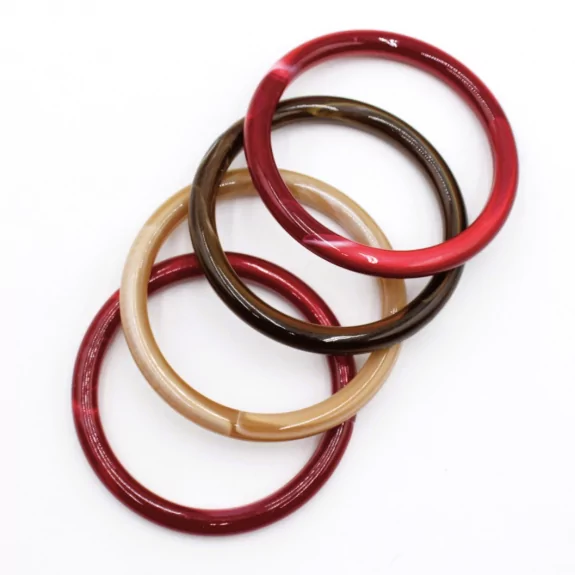 Joncs résines multicolores