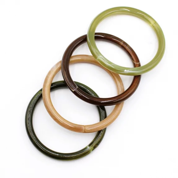 Joncs résines multicolores