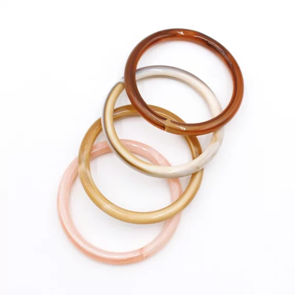 Joncs résines multicolores