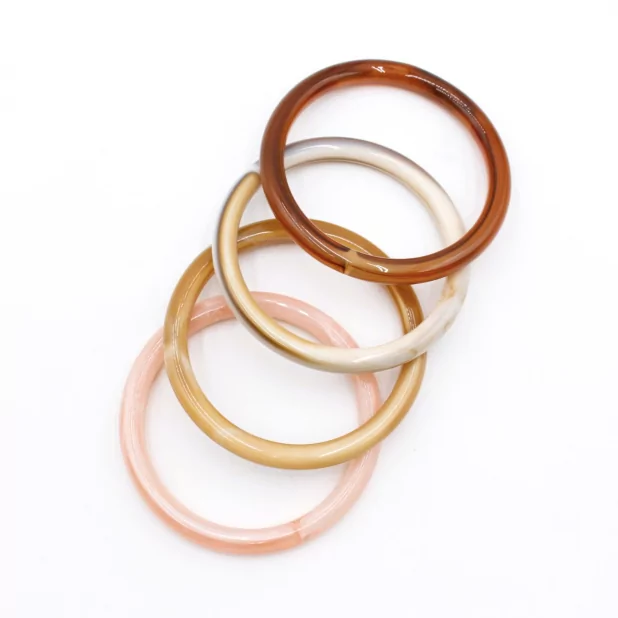 Joncs résines multicolores