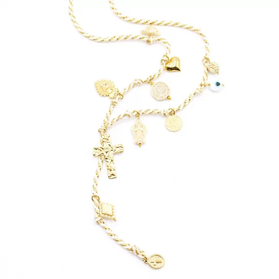 Sautoir tendance avec breloques