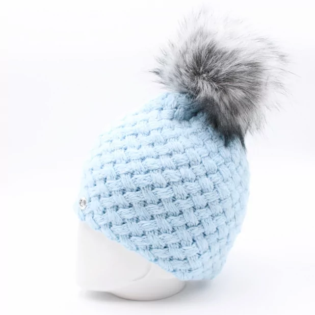 bonnet avec pompon synthétique