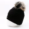bonnet avec pompon synthétique