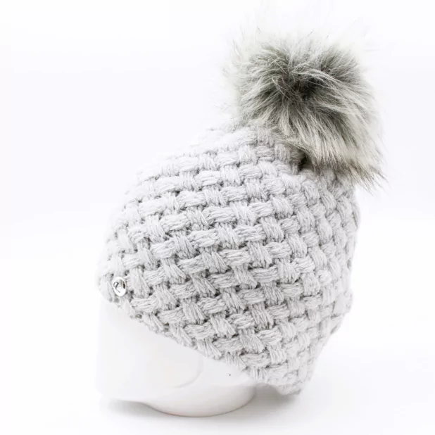 bonnet avec pompon synthétique