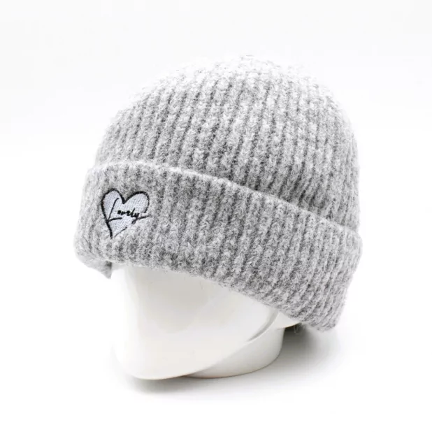 Bonnet tendance côtelé cœur - Lovely