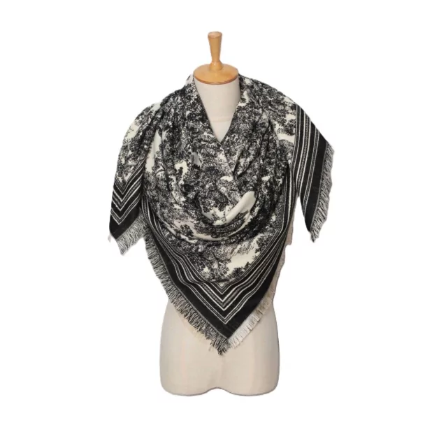 Grand carré tendance laine