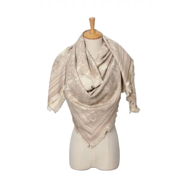 Grand carré tendance laine