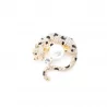 Broches strass - léopard et perle nacrée