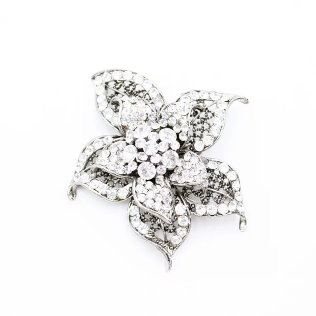 Broche fleur strass