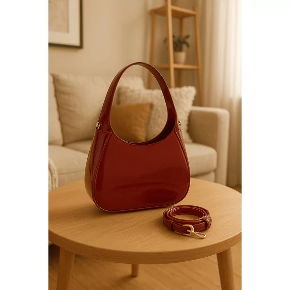 Sac à main vernis luxe