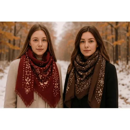 Echarpe carrée avec imprimé mode