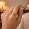 Bague dorée fleur et feuille