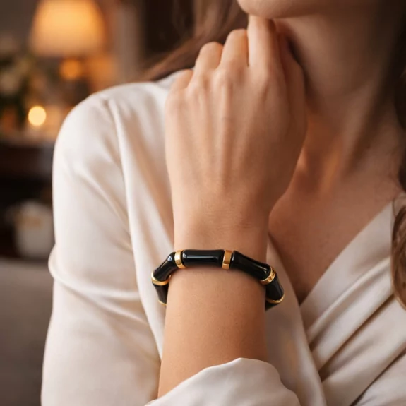 Bracelet résine avec anneau doré