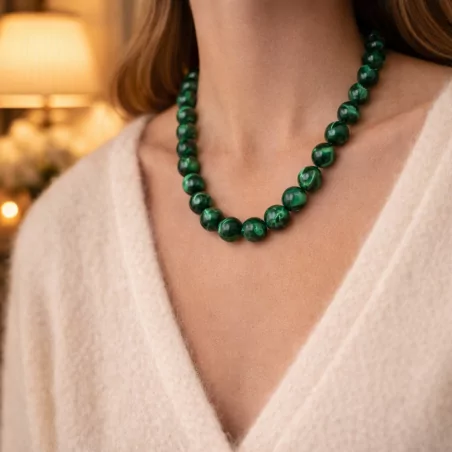 Collier boules résine