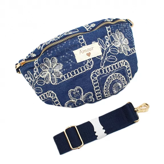 Banane en coton brodé – Esprit jean – Message « Amour »