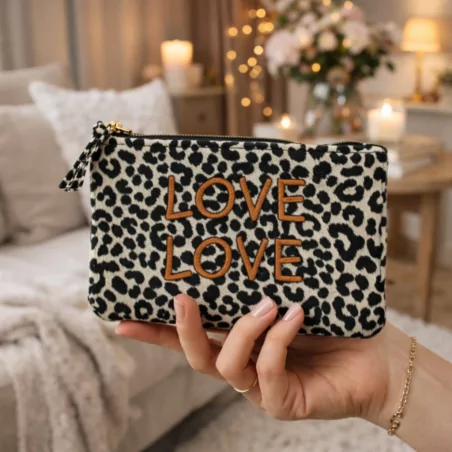 Pochette léopard message - LOVE LOVE