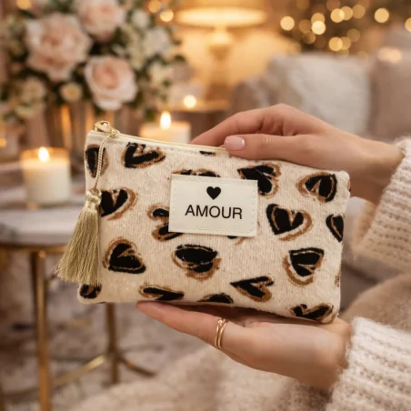 Petite pochette double cœurs - AMOUR