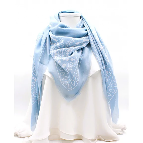 Écharpe carrée femme à motifs