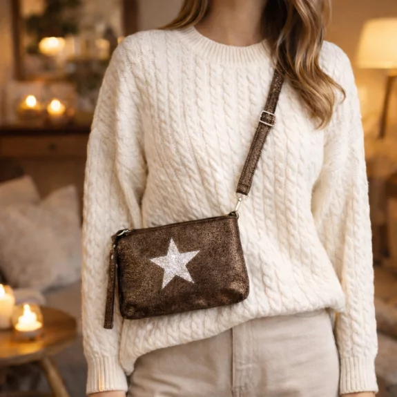 Sac pochette étoile strass