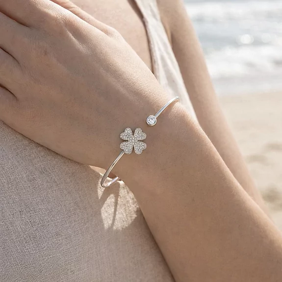 Bracelet jonc trèfle strass – Acier inoxydable