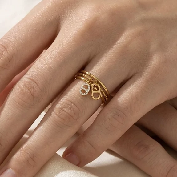 Bague multi-rangs à breloques acier inoxydable