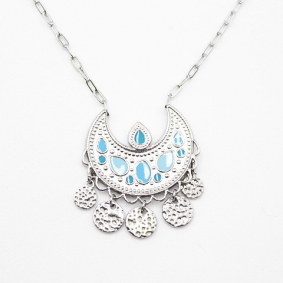 Collier style mauresque avec pampille bleu argenté