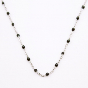 Collier tendance acier argenté et perles