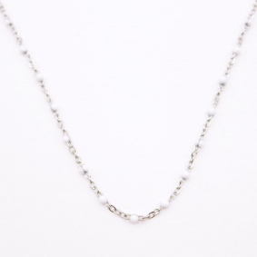 Collier tendance acier argenté et perles