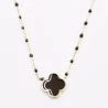 Collier tendance acier, perles et trèfle
