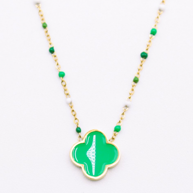 Collier Tendance Acier, Perles multi Et Trèfle