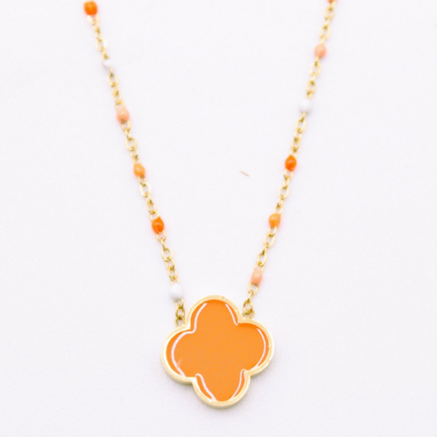 Collier Tendance Acier, Perles multi Et Trèfle