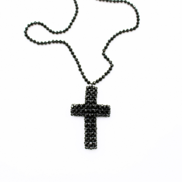 Sautoir croix en perles de cristal