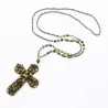 Sautoir en perles de cristal avec croix